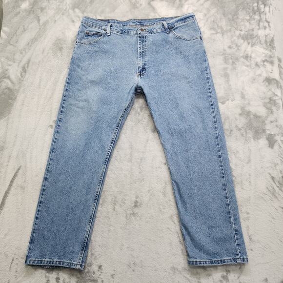 Wrangler Jeans Mens 42X30 Blue Straight Leg Stretch Denim Regular Fit Casual - Picture 1 of 10